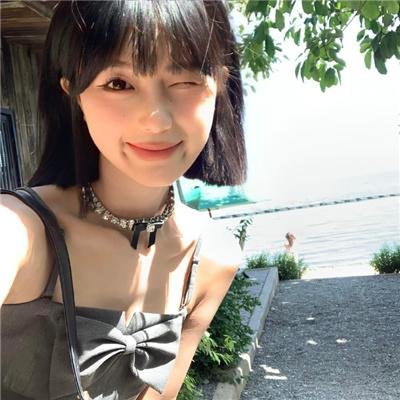然后,她找到了我